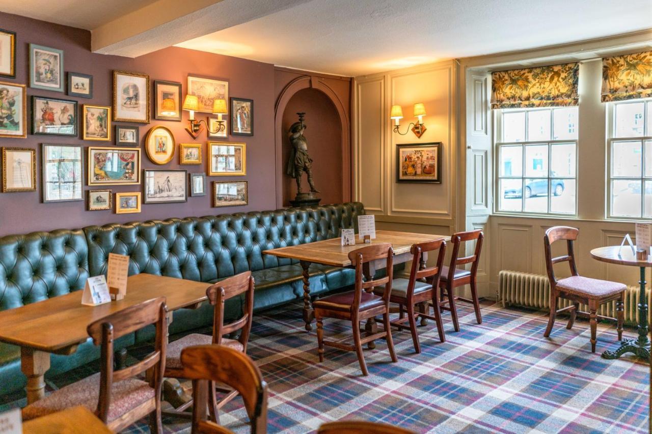 The Kings Arms Hotel Melksham Exterior photo